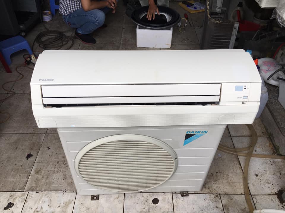 Máy lạnh Daikin (1HP) FTE25LV1V