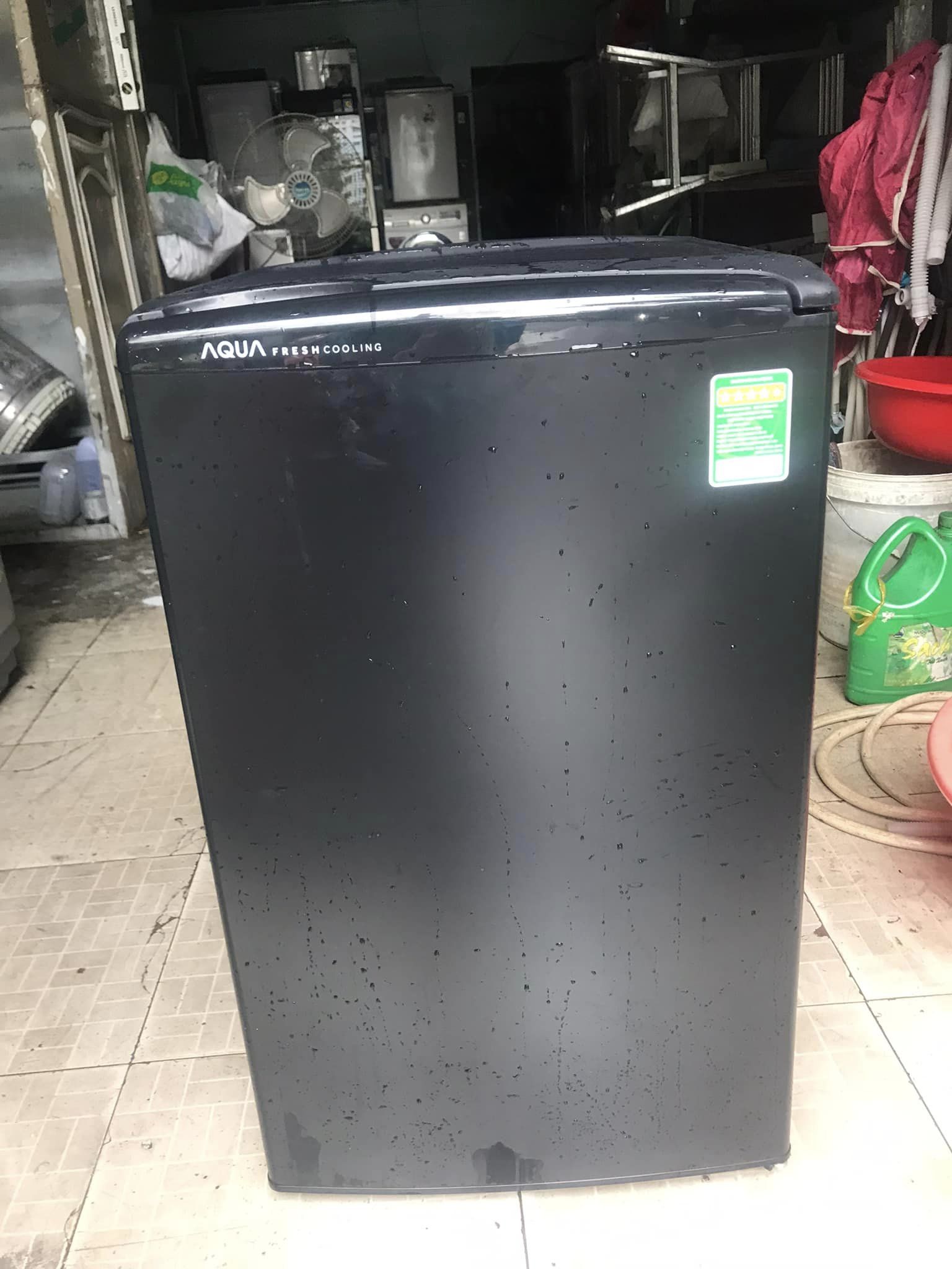 Tủ lạnh Aqua (93 lít) mini đời mới