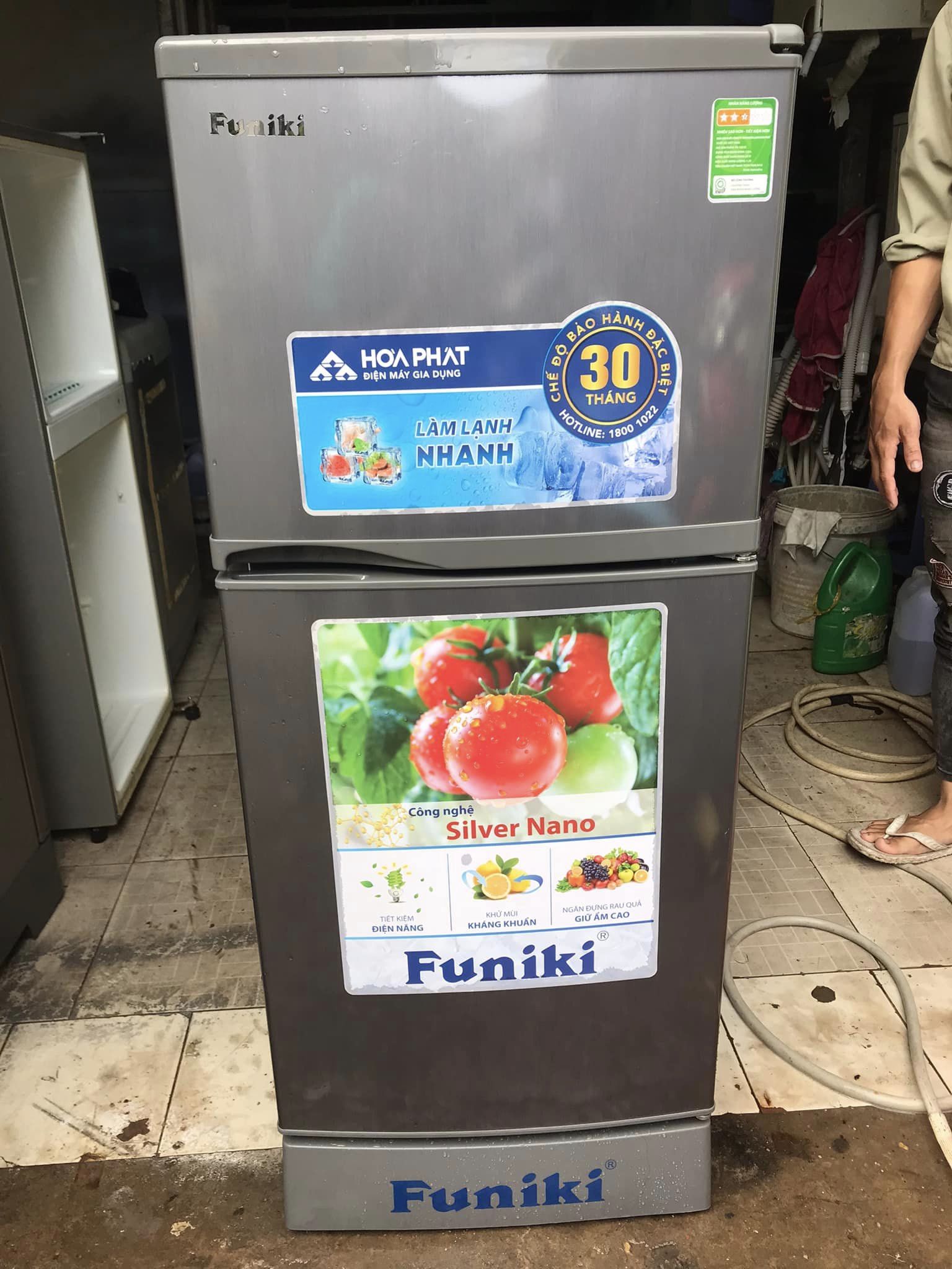 Tủ lạnh Funiki (120 lít) nhẹ điện mới 98%