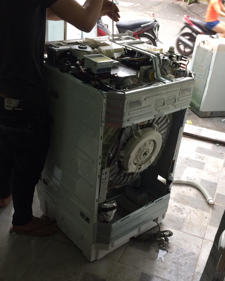 Vệ sinh máy giặt nội địa nhật quận Tân Phú
